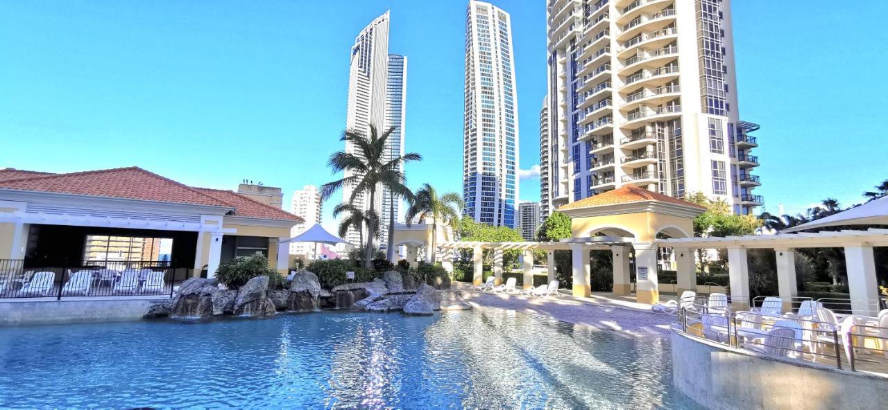 Apartment Serain Residences On Ferny Avenue